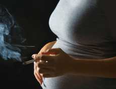 سيگار کشيدن در دوران بارداري و خطرات آن